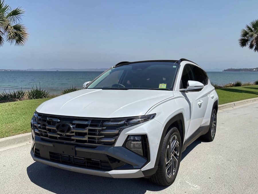 2026 Hyundai Tucson NX4.V4 Hybrid Premium SUV Image 3