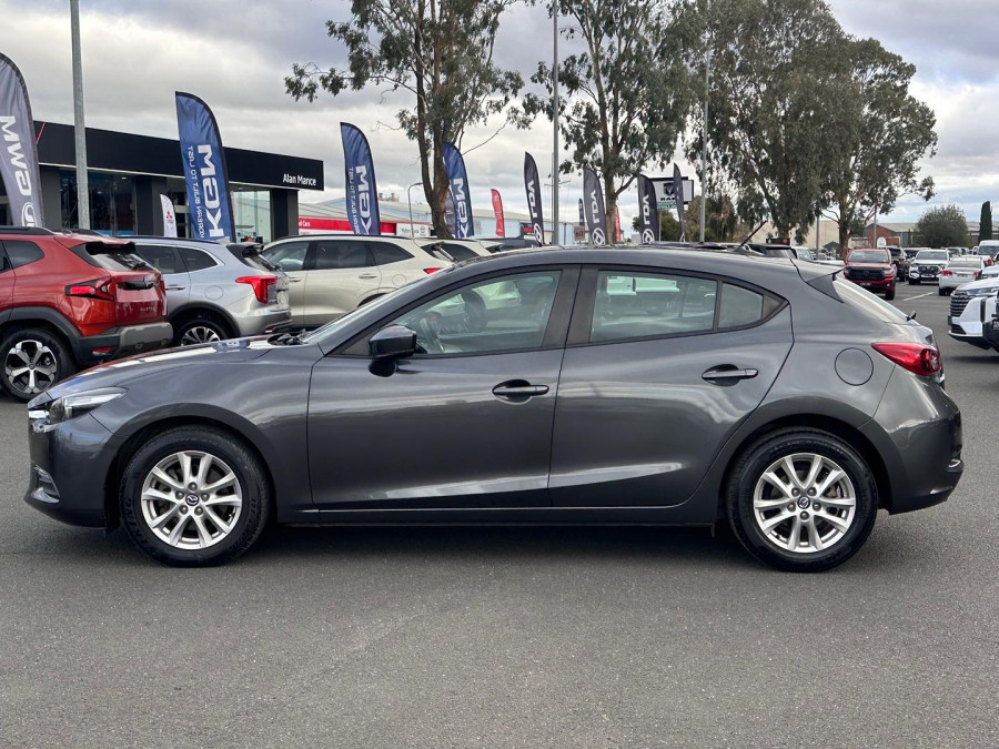 2016 Mazda 3 BM5478 Neo Hatch Image 5