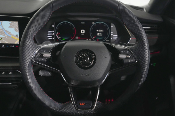 2022 Skoda Octavia RS SUV Image 12