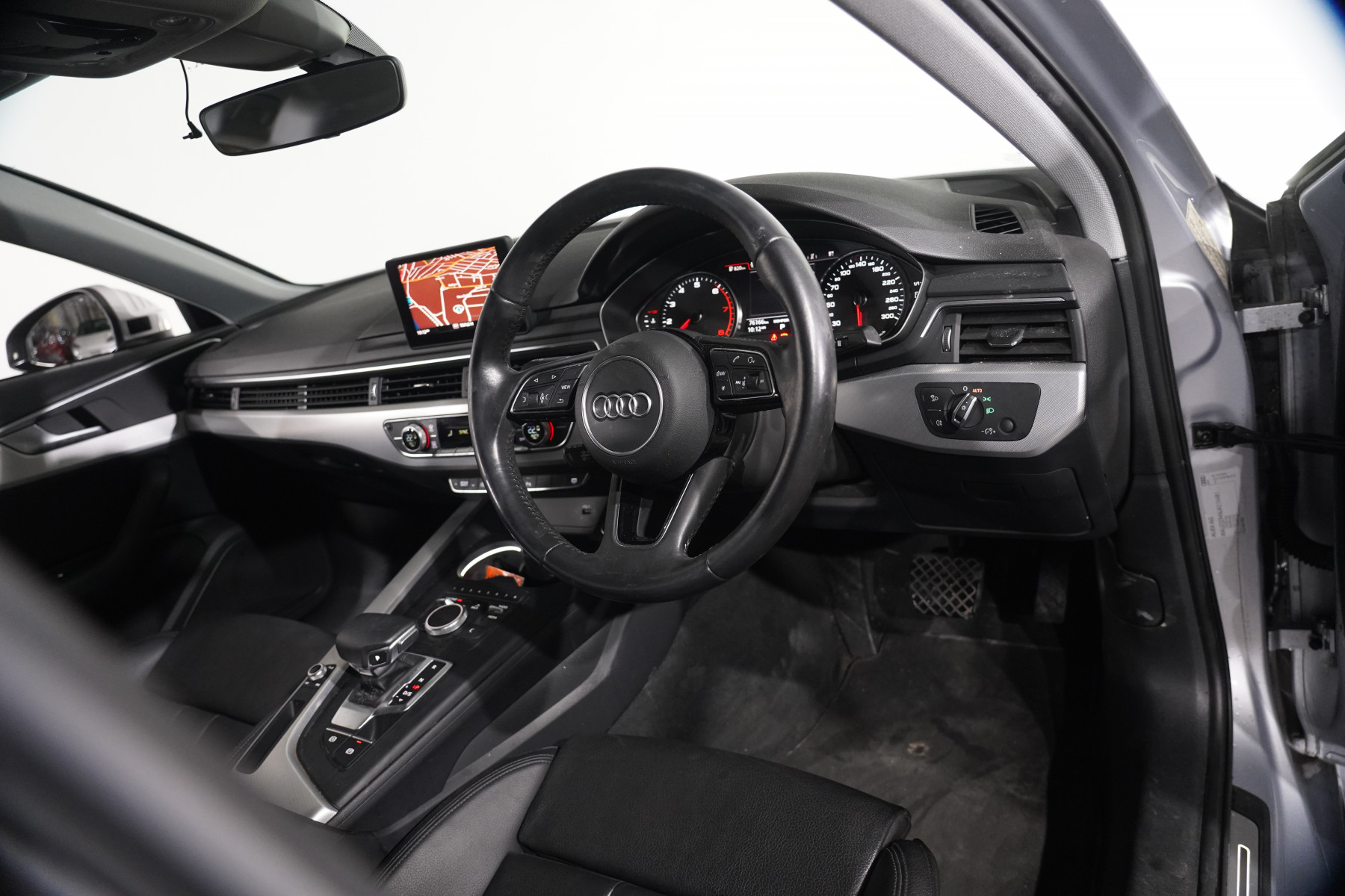 2018 Audi A4 1.4 Tfsi S Tronic S Line Sedan Image 11