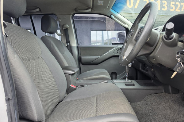 2011 Nissan Navara D40 ST Ute Image 22