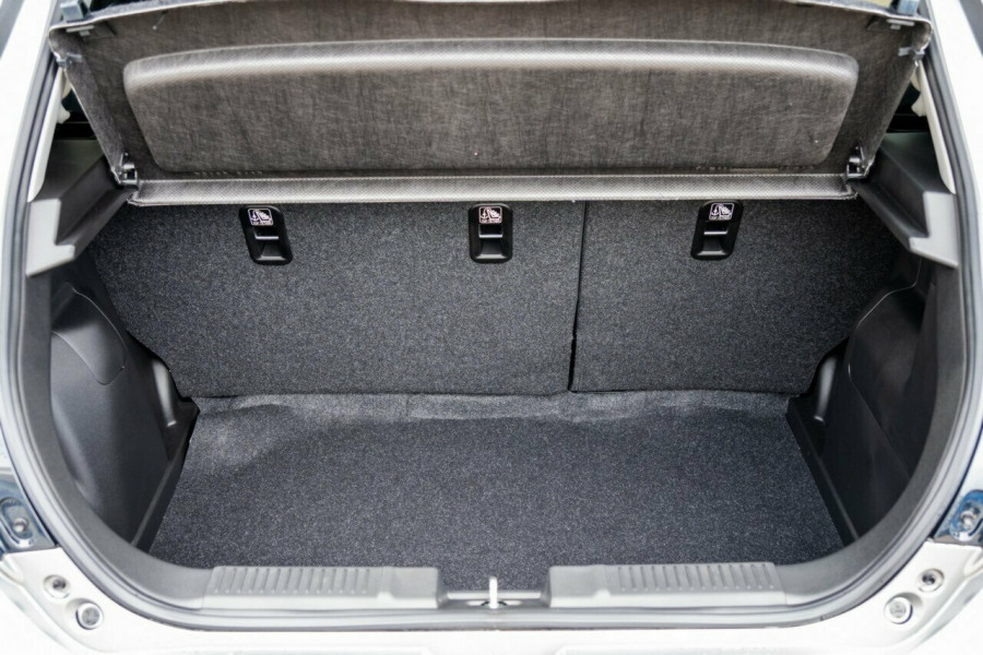 2026 Suzuki Swift UZ Hybrid Plus Hatch Image 8