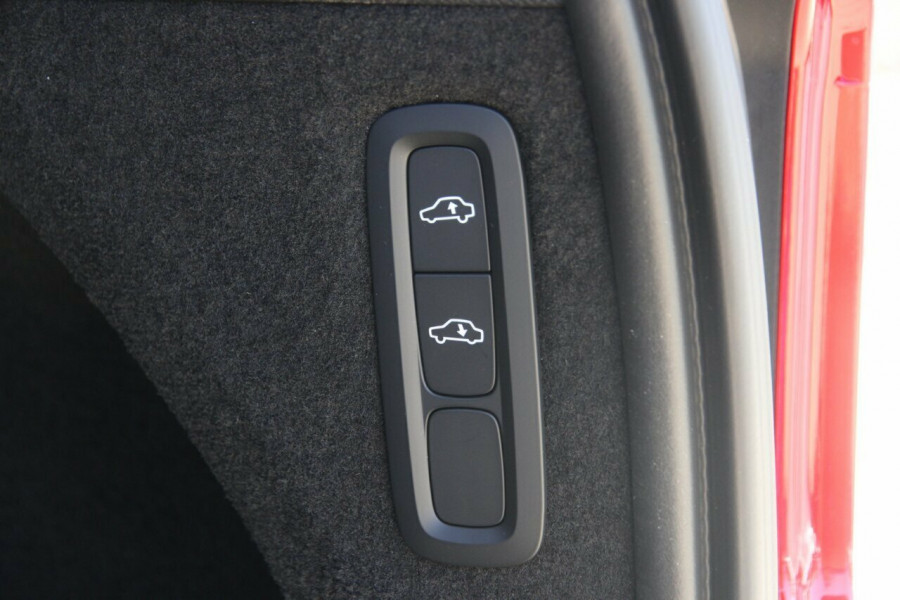 2020 MY21 Volvo XC60 UZ T6 R-Design Suv Image 23