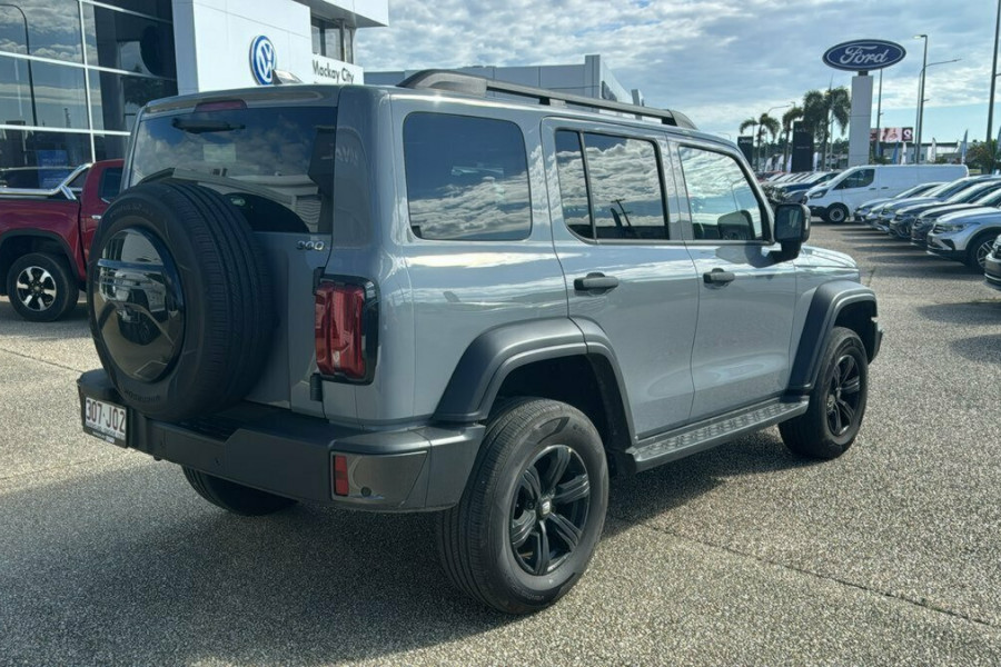 2023 GWM Tank 300 P01 Lux Hybrid SUV Image 7