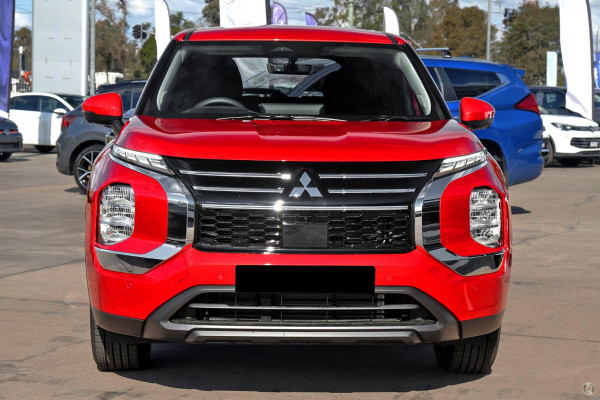 2025 Mitsubishi Outlander ZM ES SUV Image 2