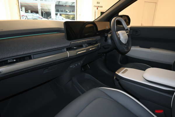 2025 Kia EV3 SV GT-Line SUV image 8
