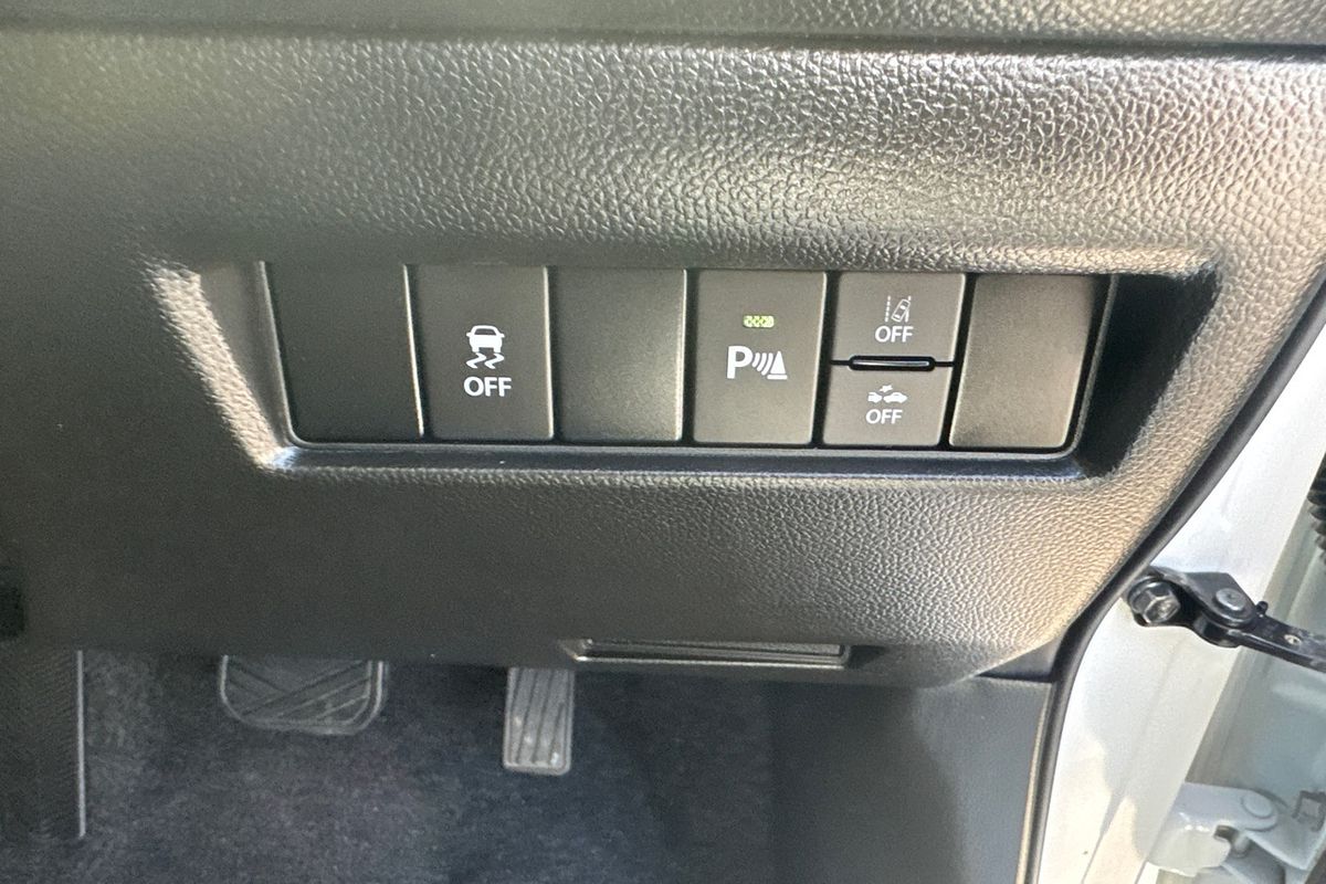 2023 Suzuki Swift AZ Series II GL Hatch Image 22