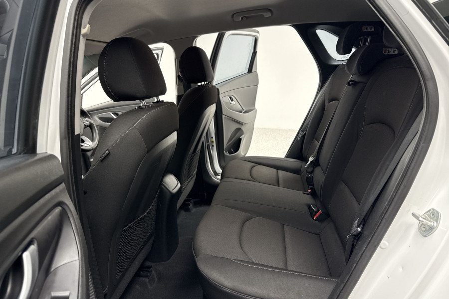 2017 MY18 Hyundai i30 PD Active Hatch Image 14