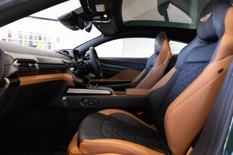 2026 Aston Martin Vanquish   Coupe Image 11