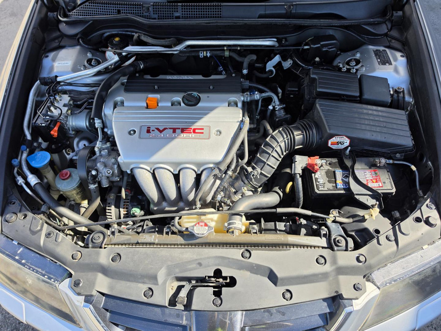 2004 Honda Accord Euro 7th Gen Luxury Sedan Image 23