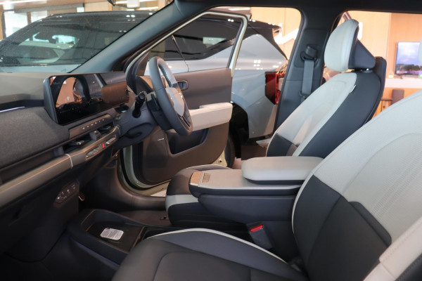 2026 MY27 Kia EV3 SV GT-Line SUV Image 21
