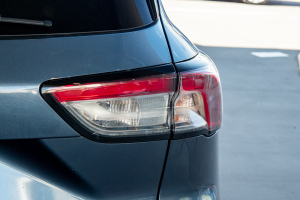 2020 MY21.25 Ford Escape ZH ST-Line SUV Image 20