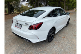 2024 MG MG5 AP32 Essence Sedan