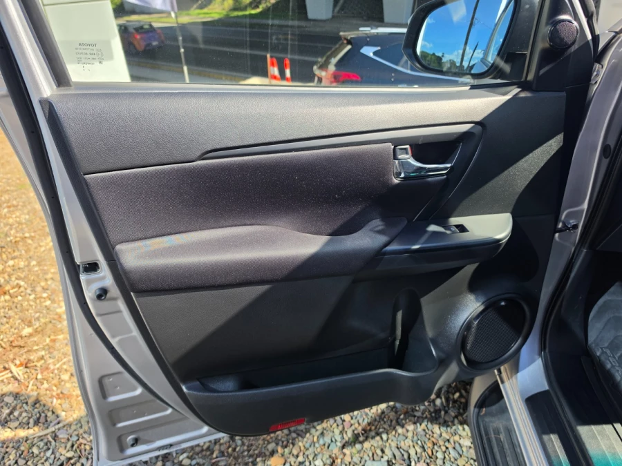 2024 Toyota Fortuner GUN156R GX SUV Image 35