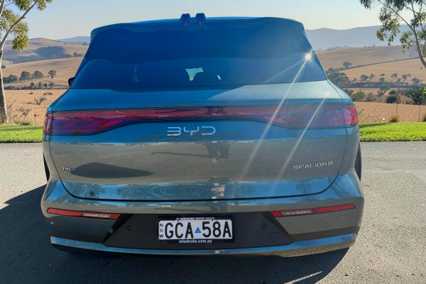 2025 MY26 BYD SEALION 8  Premium AWD SUV Image 7