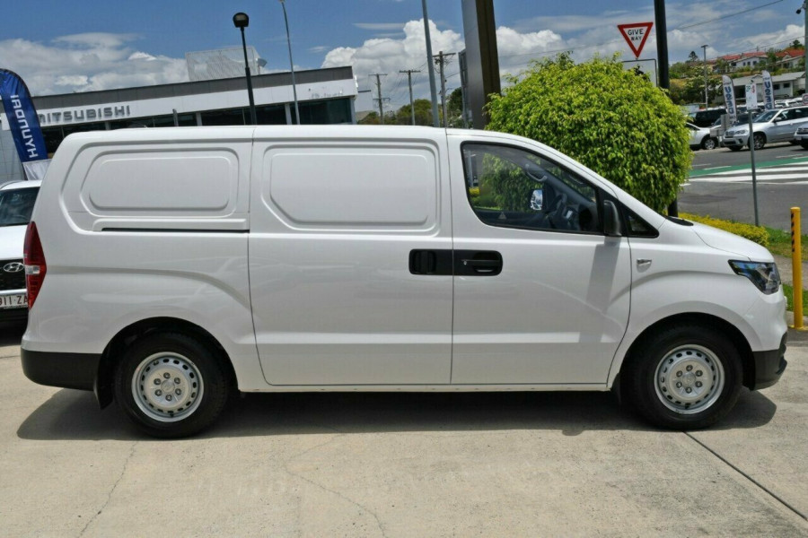 New 2020 Hyundai iLoad Van #917115 Nundah, QLD