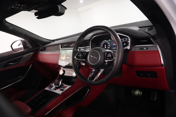 2021 Jaguar F-pace SVR SUV Image 22