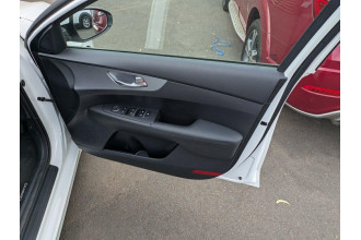 2021 MY22 Kia Cerato BD Sport Hatch