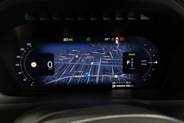 2026 Volvo XC90 L Series Ultra T8 Plug-in Hybrid Dark SUV Image 25