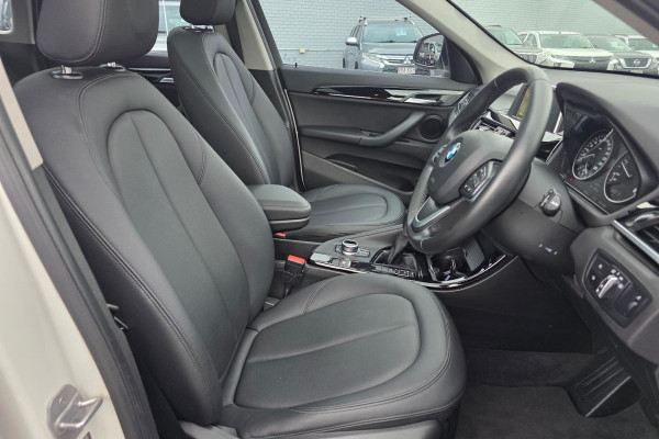 2016 BMW X1 F48 sDrive18d SUV Image 17