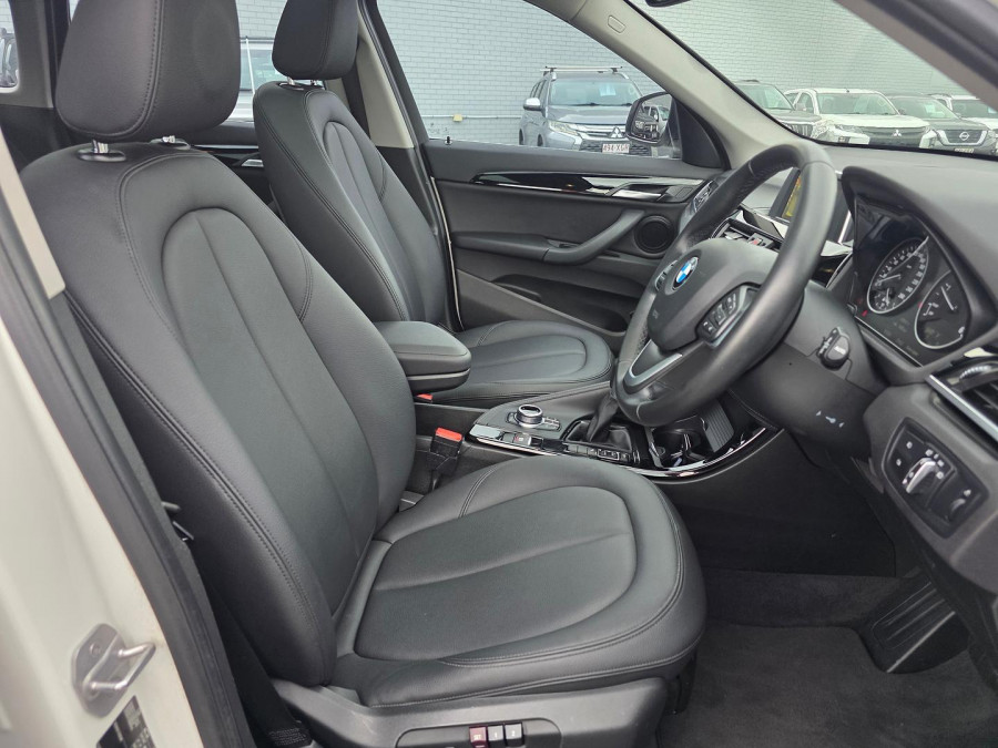 2016 BMW X1 F48 sDrive18d SUV Image 17