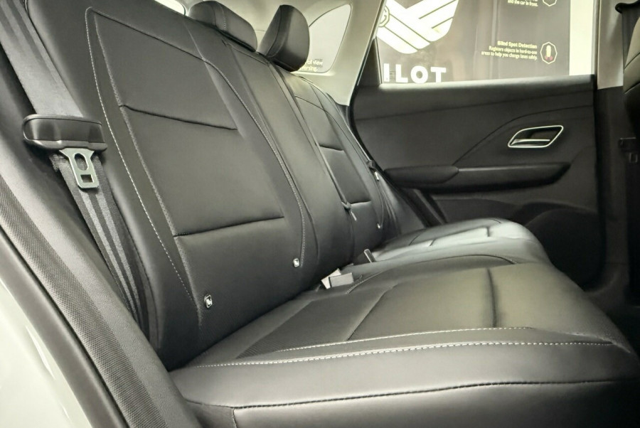 2025 MG ZS ZS32 Essence Turbo SUV Image 8