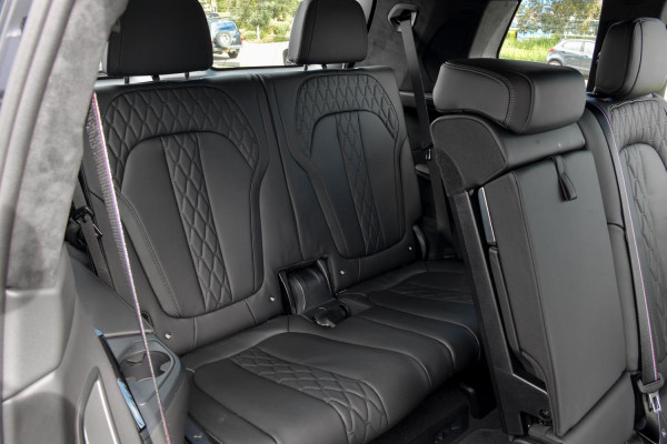 2026 BMW X7 G07 LCI xDrive40d M Sport SUV image 6