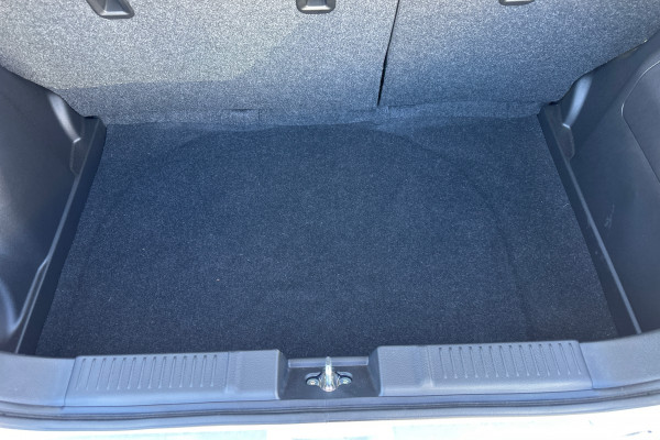 2025 Suzuki Swift Hybrid UZ Hybrid Plus Hatch Image 17