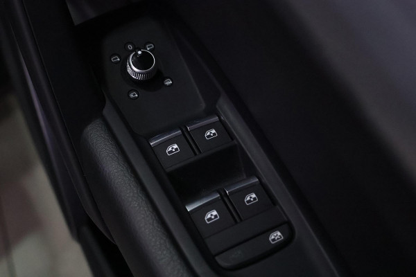2022 Audi Q5 FY 45 TFSI sport SUV image 12