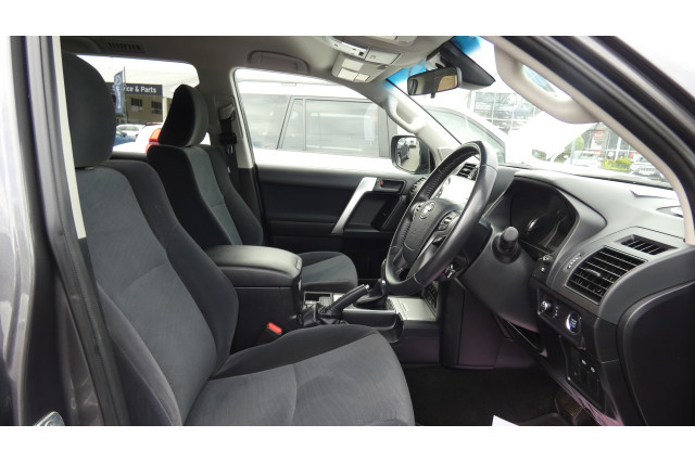 2023 Toyota LandCruiser Prado GDJ150R GXL SUV Image 12