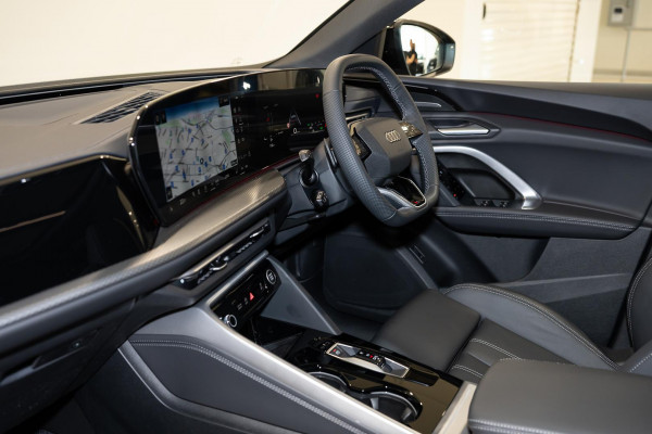 2025 Audi Q5 FY TFSI Sport SUV image 8