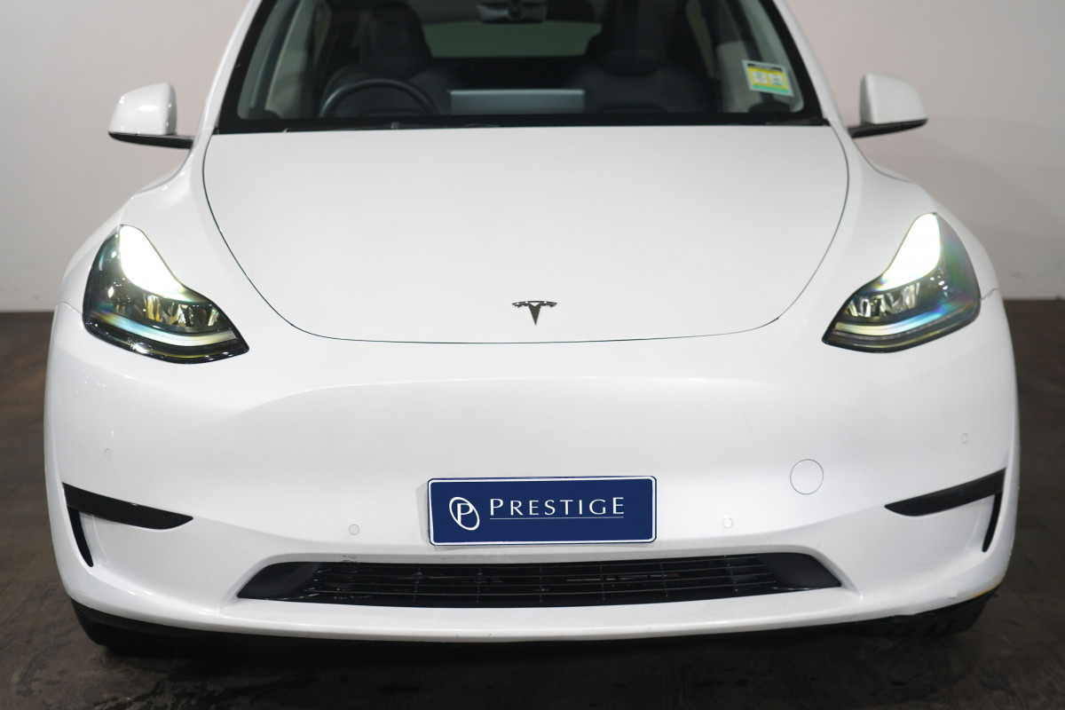 2024 Tesla Model Y Y Rear-Wheel Drive SUV Image 3