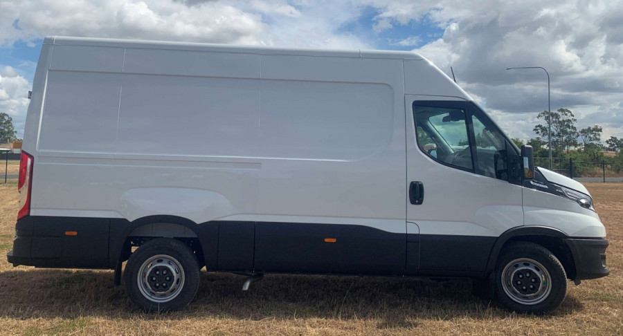 2025 Iveco Daily Van Van Image 8