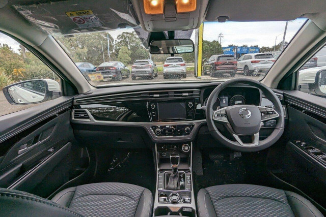 2023 KGM SsangYong Korando C300 ELX SUV Image 14