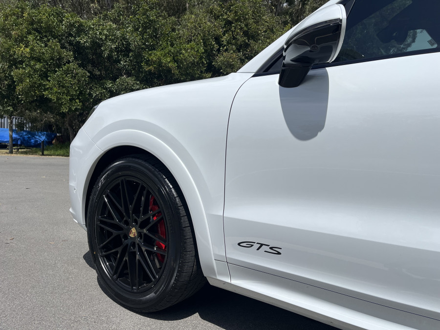 2024 Porsche Cayenne 9YA II GTS SUV Image 12