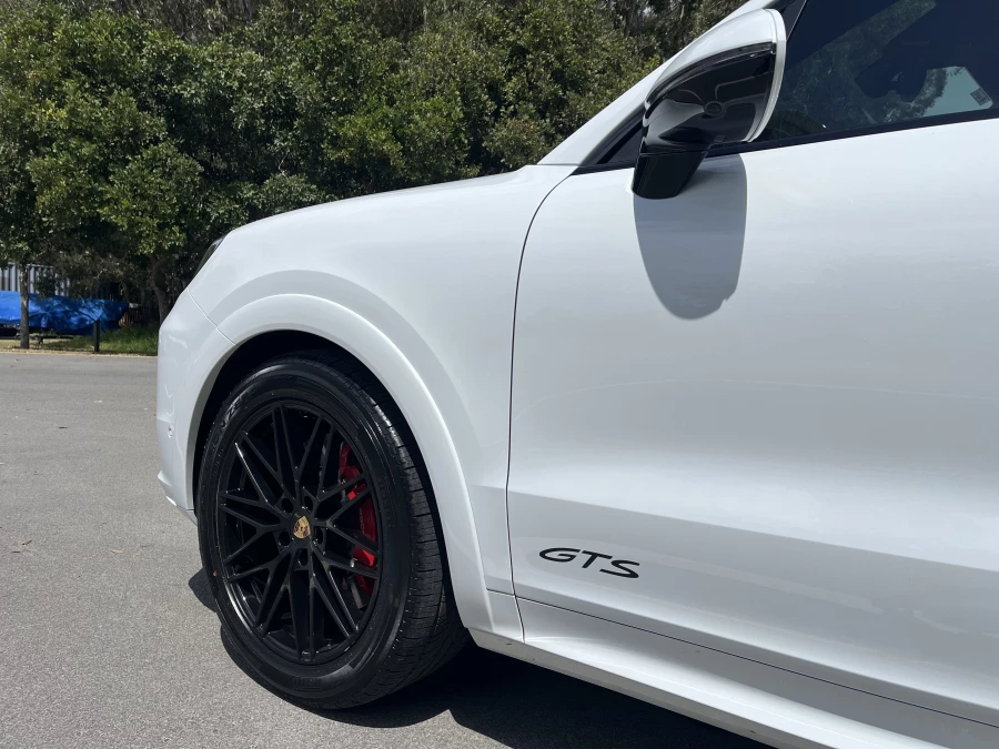 2024 Porsche Cayenne 9YA II GTS SUV Image 12