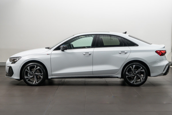 2025 Audi A3 GY TFSI 150kW S line Sedan image 3
