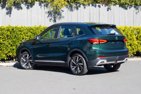 2025 MG ZS ZS32 Essence Hybrid+ SUV Image 3