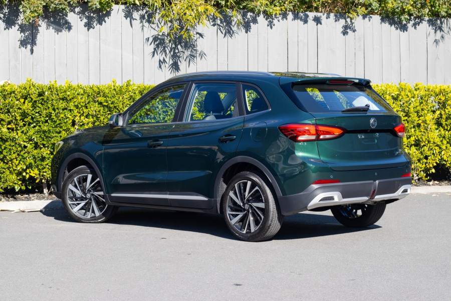 2025 MG ZS ZS32 Essence Hybrid+ SUV Image 3