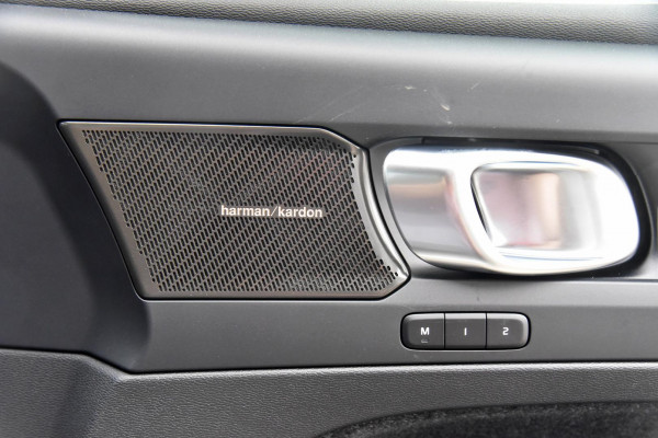 2024 MY25 Volvo EX40  Ultra Single Motor Extended Range SUV Image 5