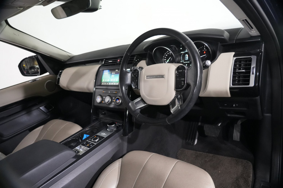 2020 Land Rover Discovery Series 5 Sd6 SE SUV