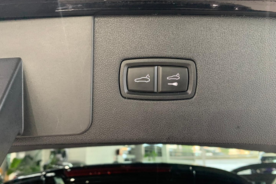 2022 Porsche Cayenne 9YA  SUV
