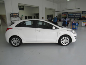 2016 Hyundai I30 GD4 SERIES II MY17 ACTIVE Hatchback Image 5
