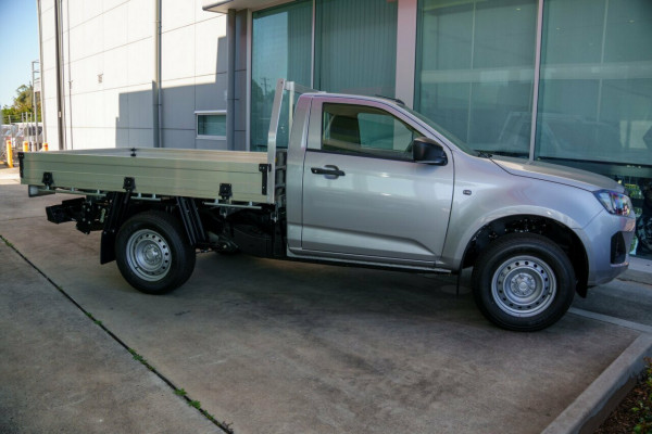 2026 MY25.5 Isuzu D-MAX RG SX Cab Chassis Image 4