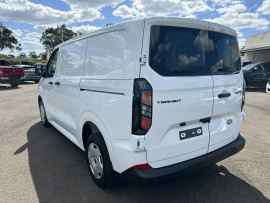 2023 MY23.75 Ford Transit Custom AV Trend SWB Van image 9