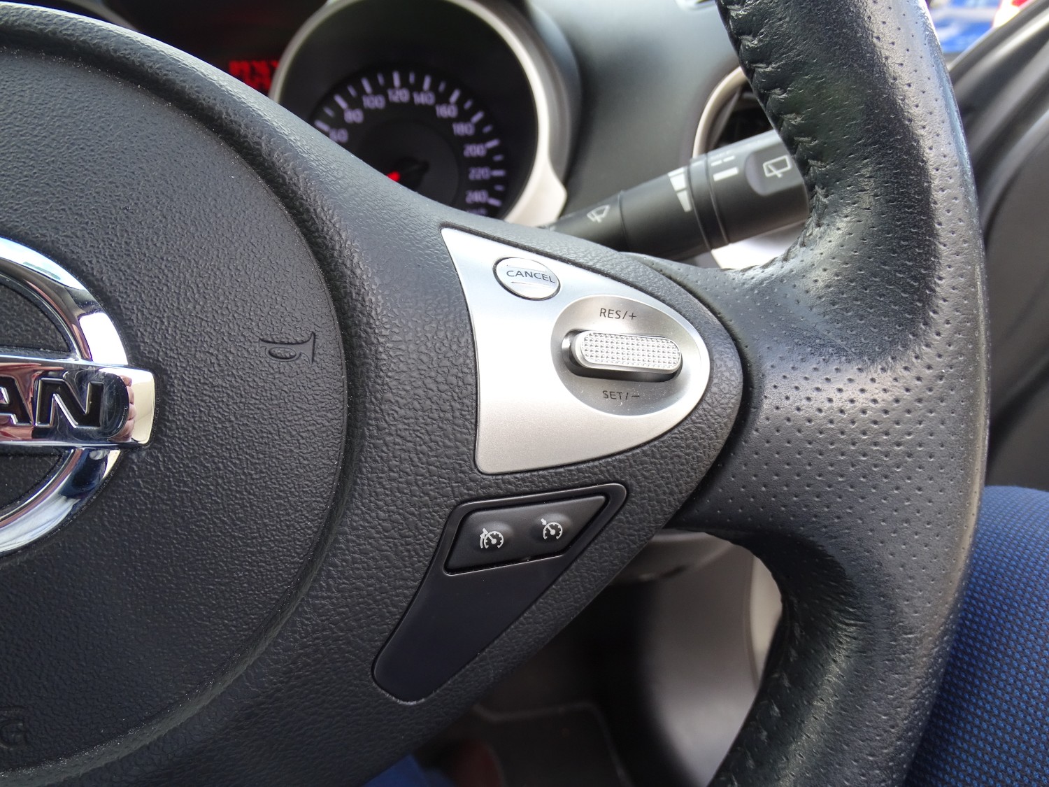 2014 Nissan JUKE F15 Ti-S Hatch Image 18