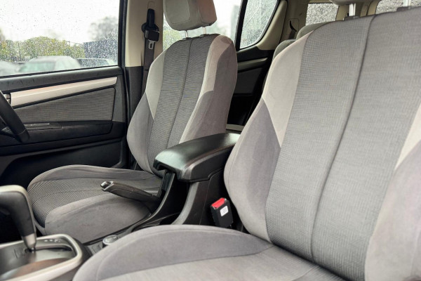 2015 Holden Colorado 7 RG LT SUV Image 12