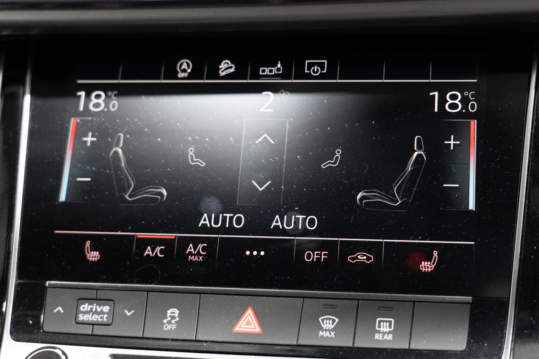 2020 Audi Q7 45 Tdi Quattro SUV Image 16