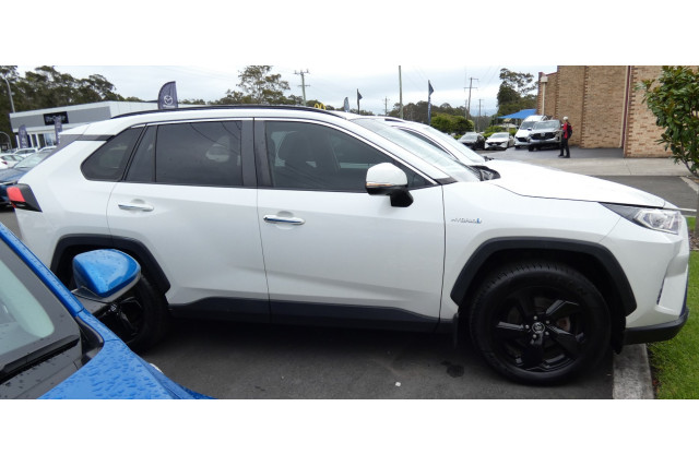 2019 Toyota RAV4 AXAH52R CRUISER 2WD HYBRID SUV Image 11