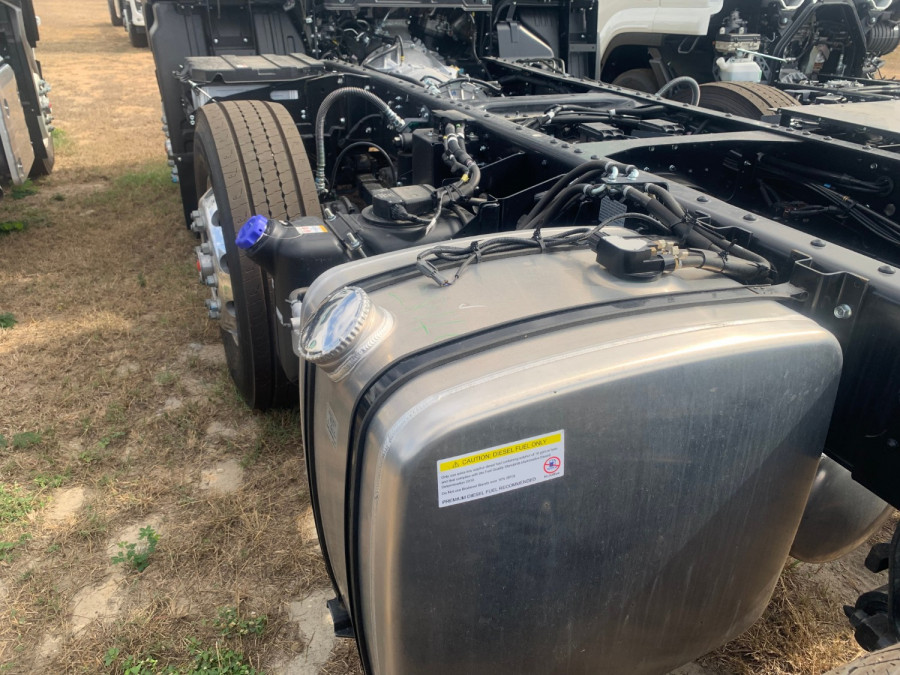2026 Isuzu FYJ 320-355 AT R51 Cab Chassis Image 9